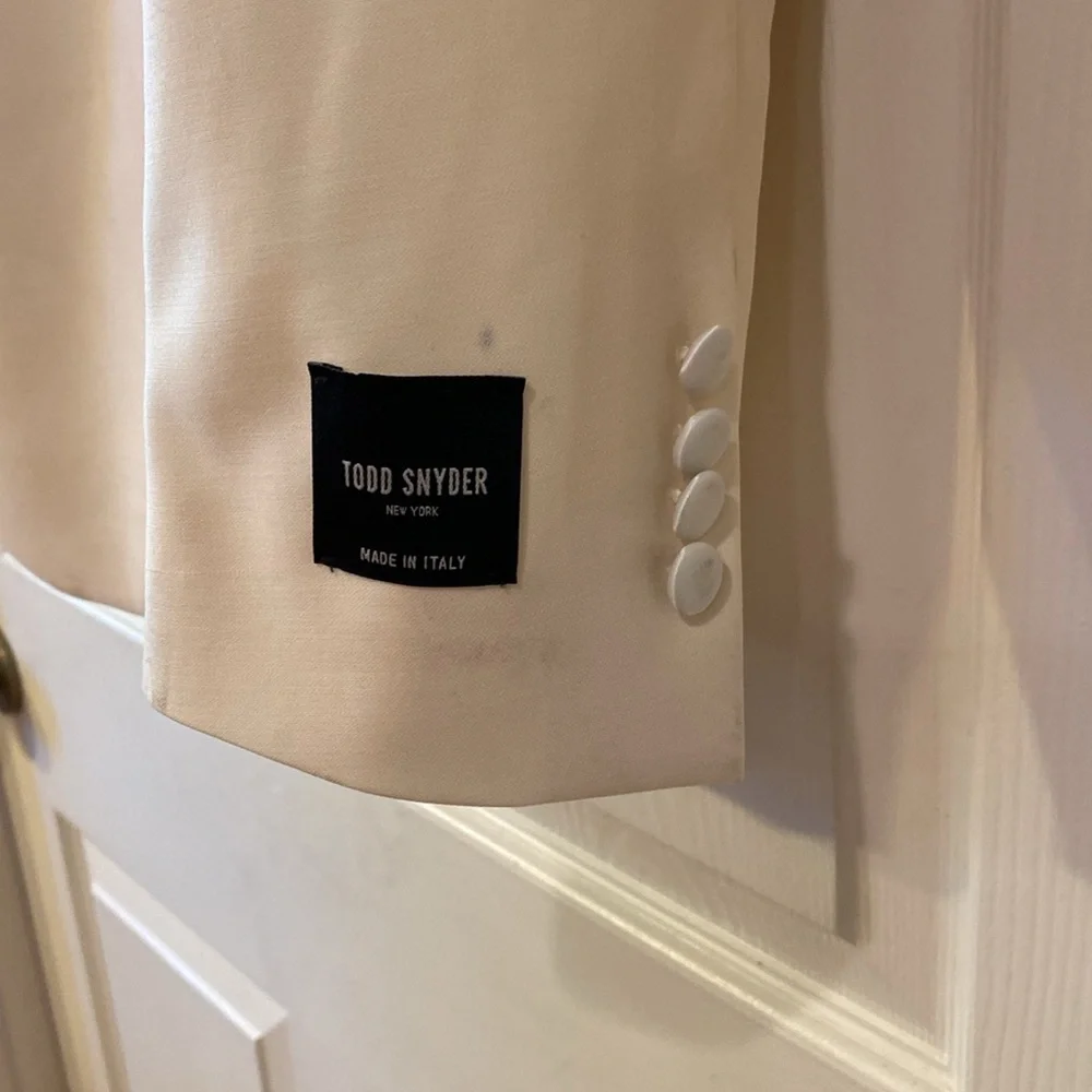 Todd Snyder Ivory Shawl Collar Tuxedo Jacket Sz 46R. NWT See Pictures.